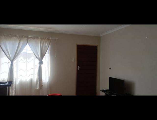 2 BEDROOM HOUSE FOR SALE IN SKY CITY